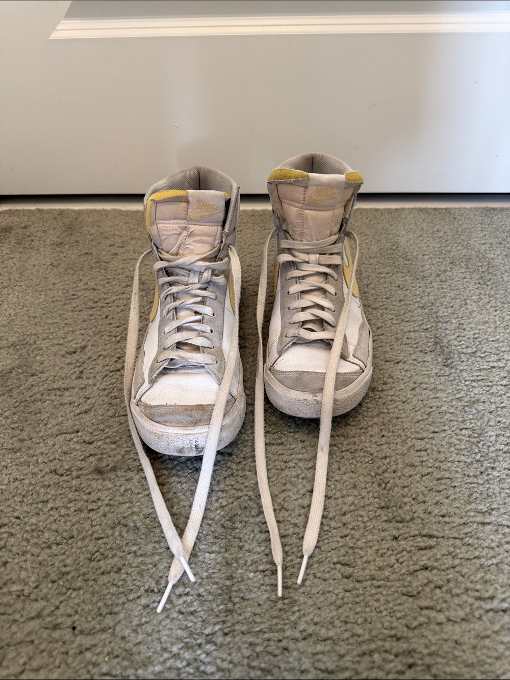 Nike Blazer mid ‘77 vintage ‘white lemon wash’